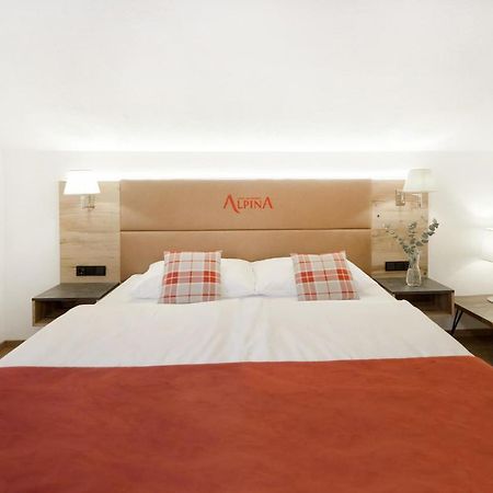 Hotel Alpina Superior Pettneu am Arlberg Exterior foto